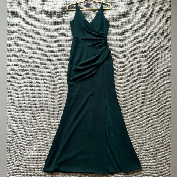 Dress The Population Jordan Gown - Picture 2 of 7